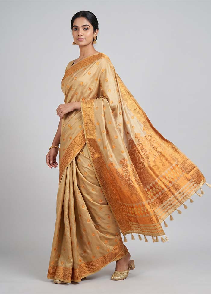 Cream Assam Silk Saree With Blouse Piece