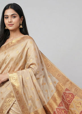 Cream Assam Silk Saree With Blouse Piece