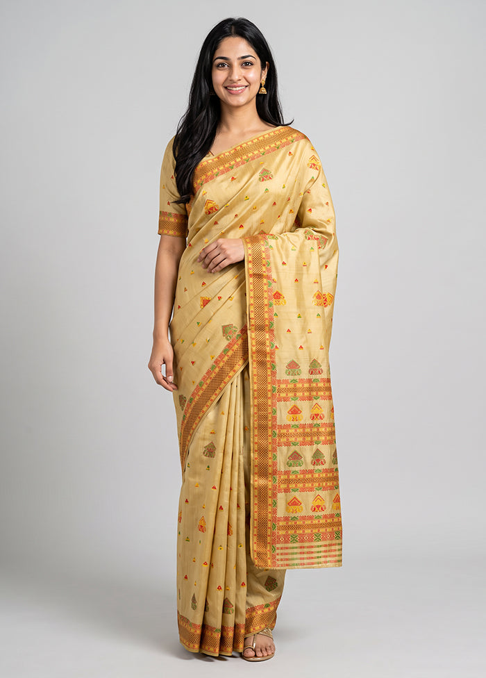 Cream Assam Silk Saree With Blouse Piece