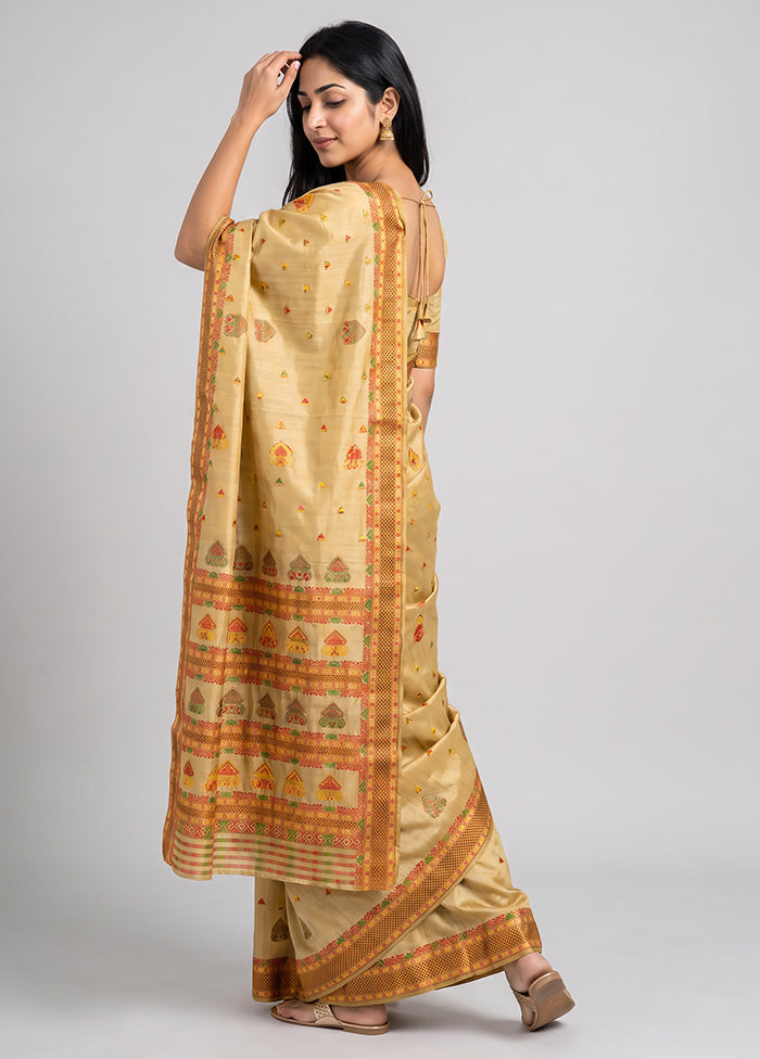 Cream Assam Silk Saree With Blouse Piece