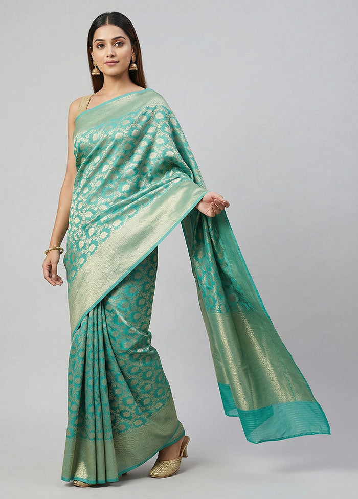 Blue Uppada Silk Saree With Blouse Piece