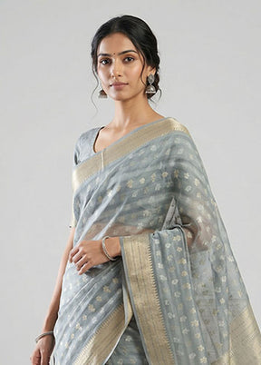 Grey Pure Cotton Saree With Blouse Piece