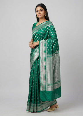 Green Uppada Silk Saree With Blouse Piece