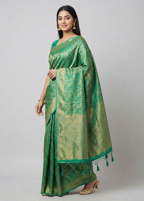 Green Dupion Silk Saree With Blouse Piece