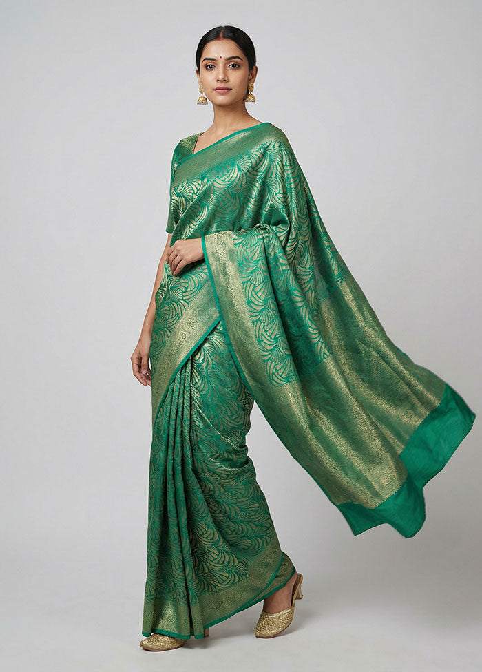 Green Dupion Silk Saree With Blouse Piece
