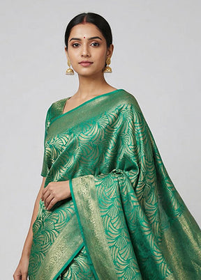 Green Dupion Silk Saree With Blouse Piece