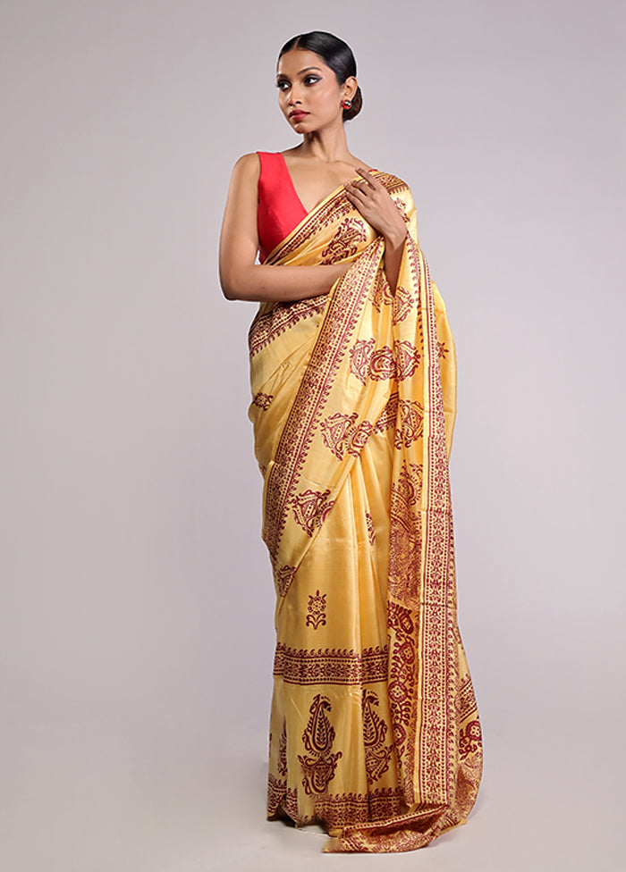 Yellow Printed Silk Saree Without Blouse Piece