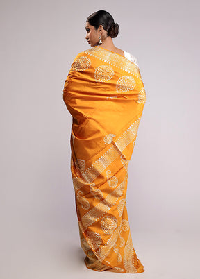 Yellow Printed Silk Saree Without Blouse Piece