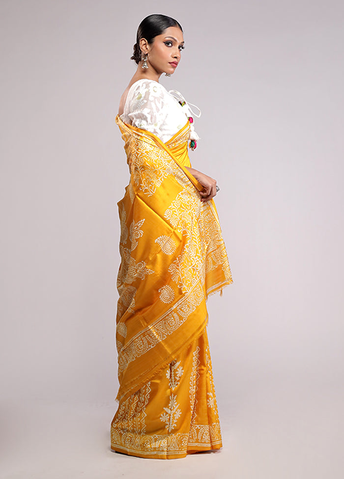 Yellow Printed Silk Saree Without Blouse Piece