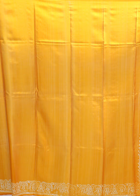 Yellow Printed Silk Saree Without Blouse Piece
