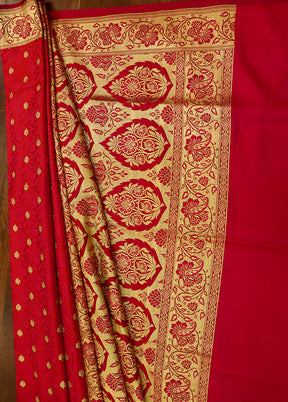 Red Tanchoi Silk Saree With Blouse Piece