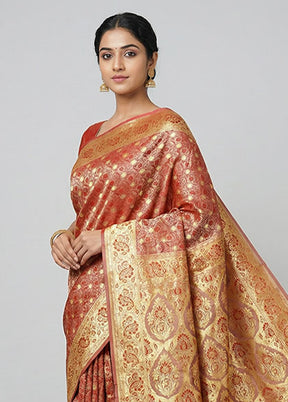 Cream Tanchoi Silk Saree With Blouse Piece