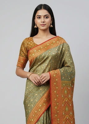 Grey Tanchoi Silk Saree With Blouse Piece
