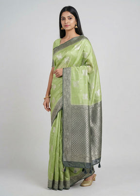 Green Dupion Silk Saree With Blouse Piece