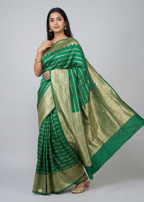 Green Uppada Silk Saree With Blouse Piece