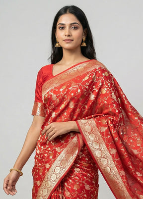 Red Uppada Silk Saree With Blouse Piece