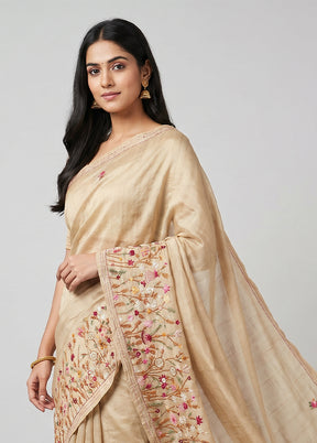 Cream Tussar Silk Saree With Blouse Piece