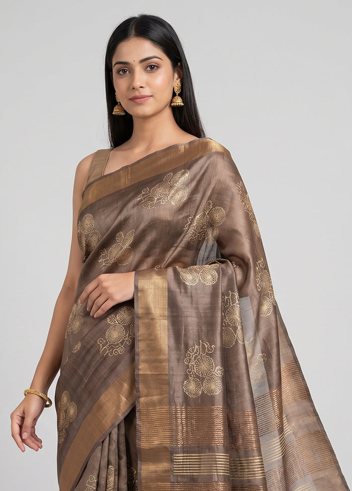 Cream Tussar Silk Saree With Blouse Piece