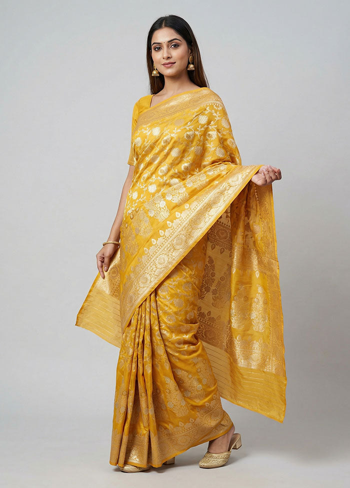 Yellow Uppada Silk Saree With Blouse Piece