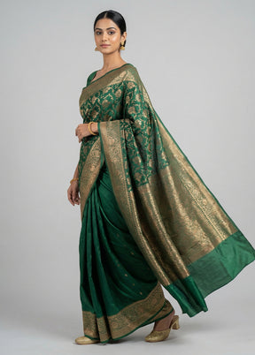 Green Dupion Silk Saree With Blouse Piece