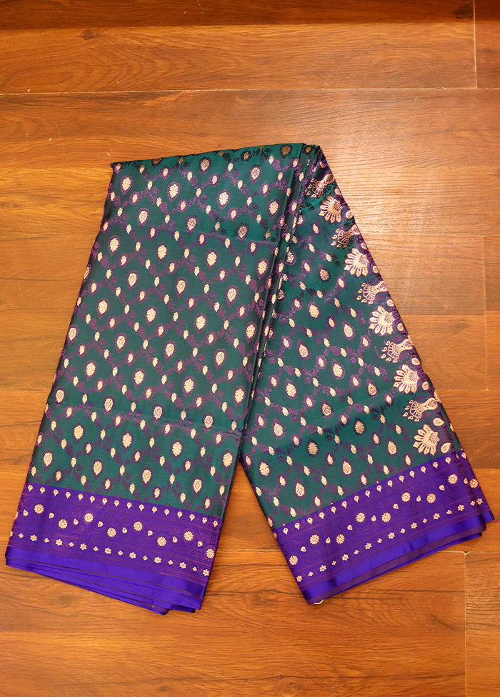 Green Tanchoi Silk Saree With Blouse Piece