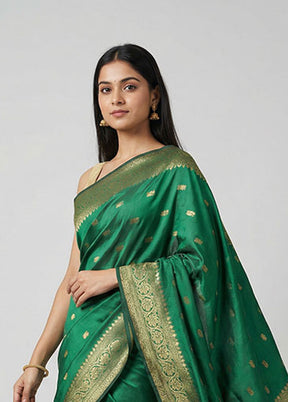 Green Kanjivaram Silk Saree With Blouse Piece