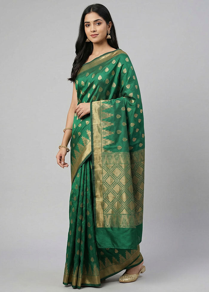 Green Kanjivaram Silk Saree With Blouse Piece