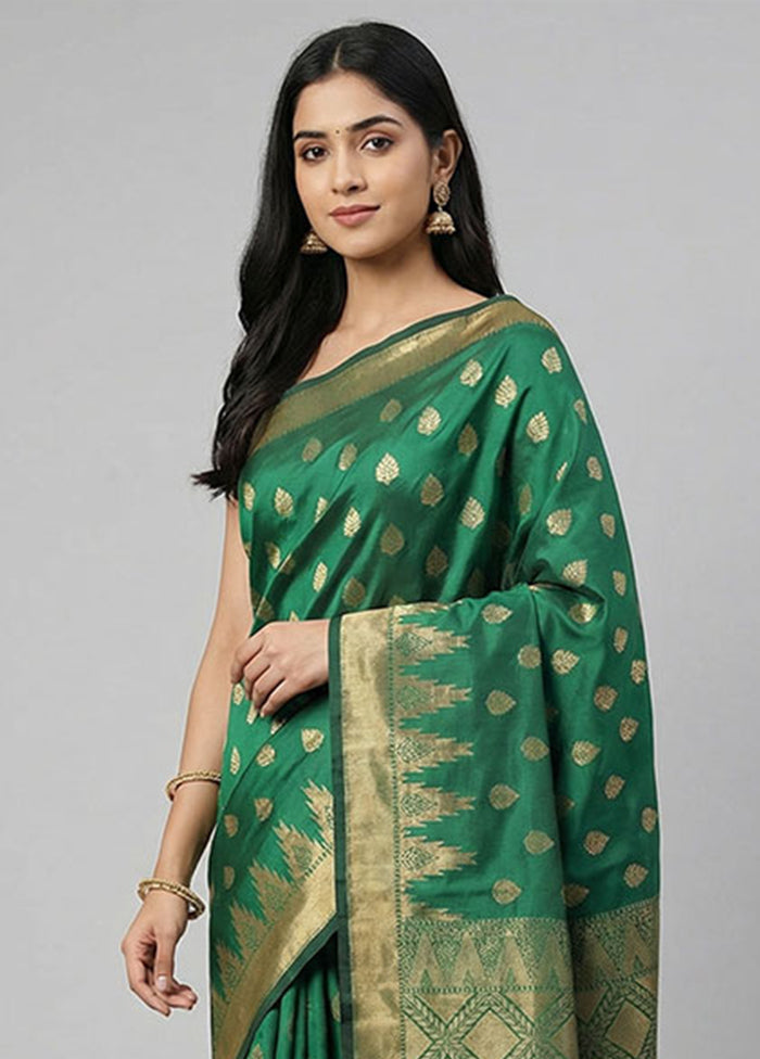 Green Kanjivaram Silk Saree With Blouse Piece
