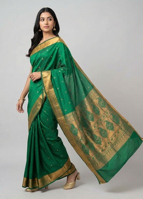 Green Kanjivaram Silk Saree With Blouse Piece