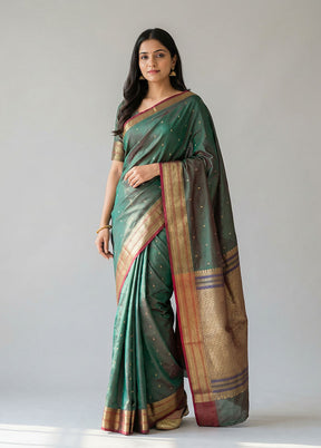 Green Kanjivaram Silk Saree With Blouse Piece