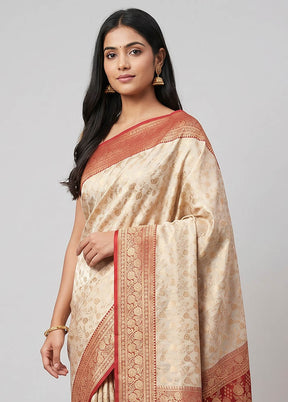 Cream Handloom Banarasi Pure Silk Saree With Blouse Piece