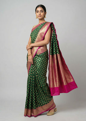Green Uppada Silk Saree With Blouse Piece