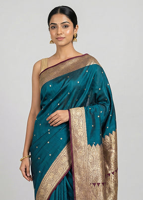 Green Banarasi Silk Saree With Blouse Piece