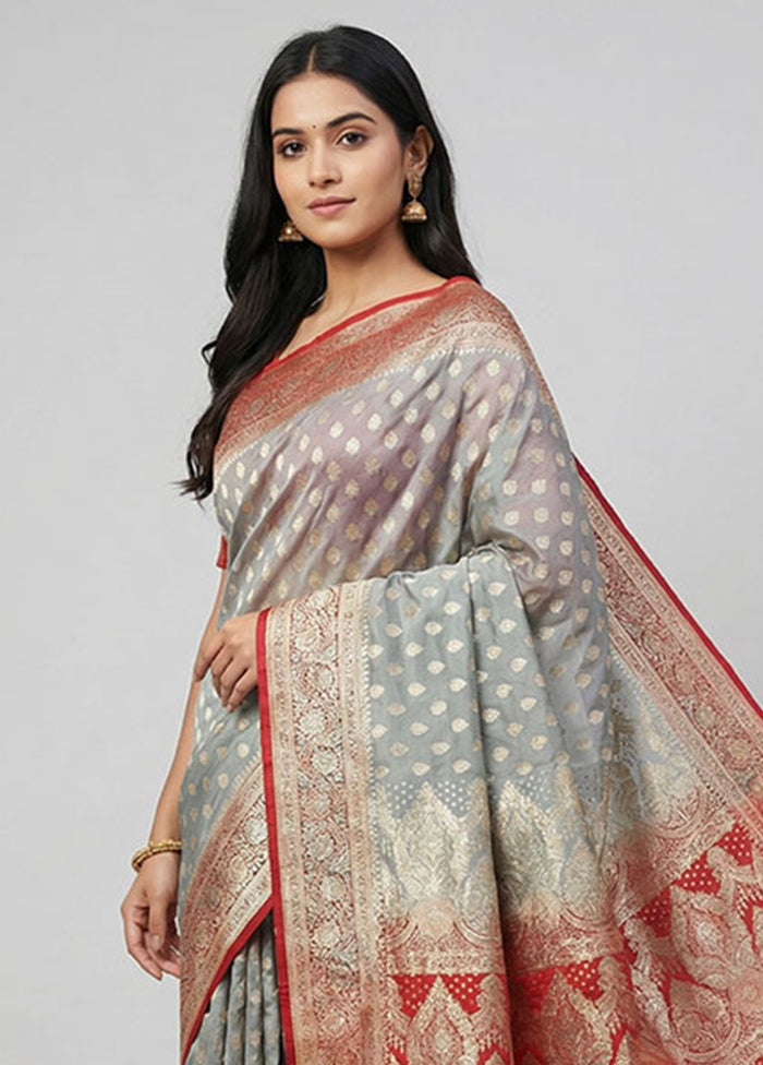 Green Banarasi Silk Saree With Blouse Piece