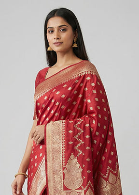 Red Banarasi Silk Saree With Blouse Piece
