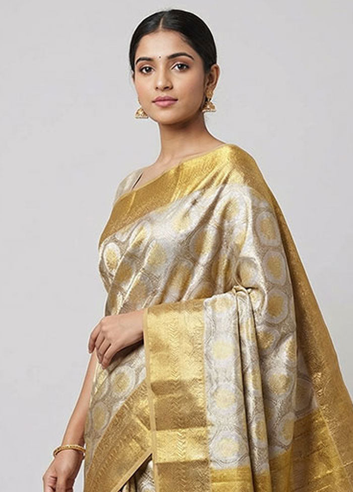 Cream Handloom Kanchipuram Pure Silk Saree With Blouse Piece