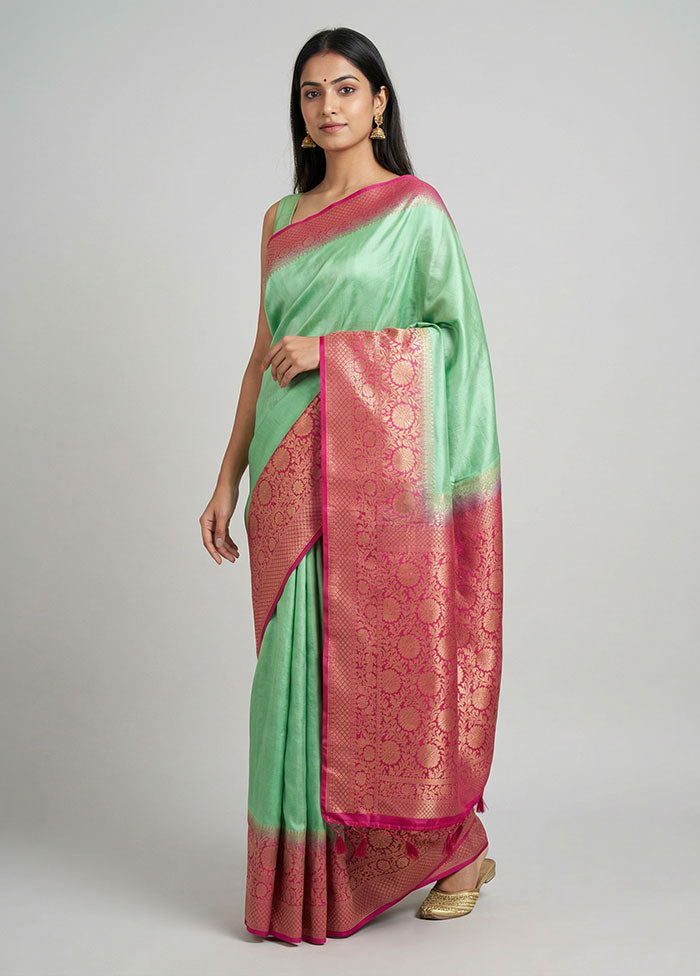 Green Dupion Silk Saree With Blouse Piece