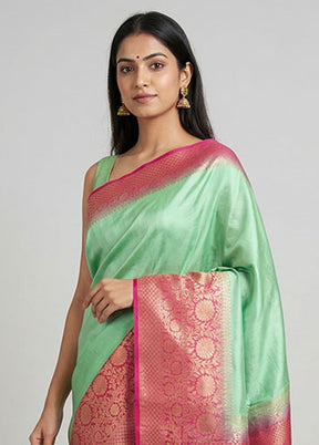 Green Dupion Silk Saree With Blouse Piece