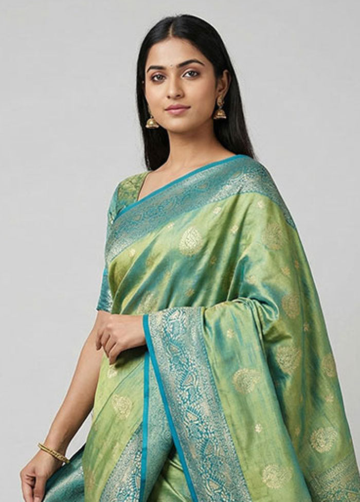 Green Dupion Silk Saree With Blouse Piece