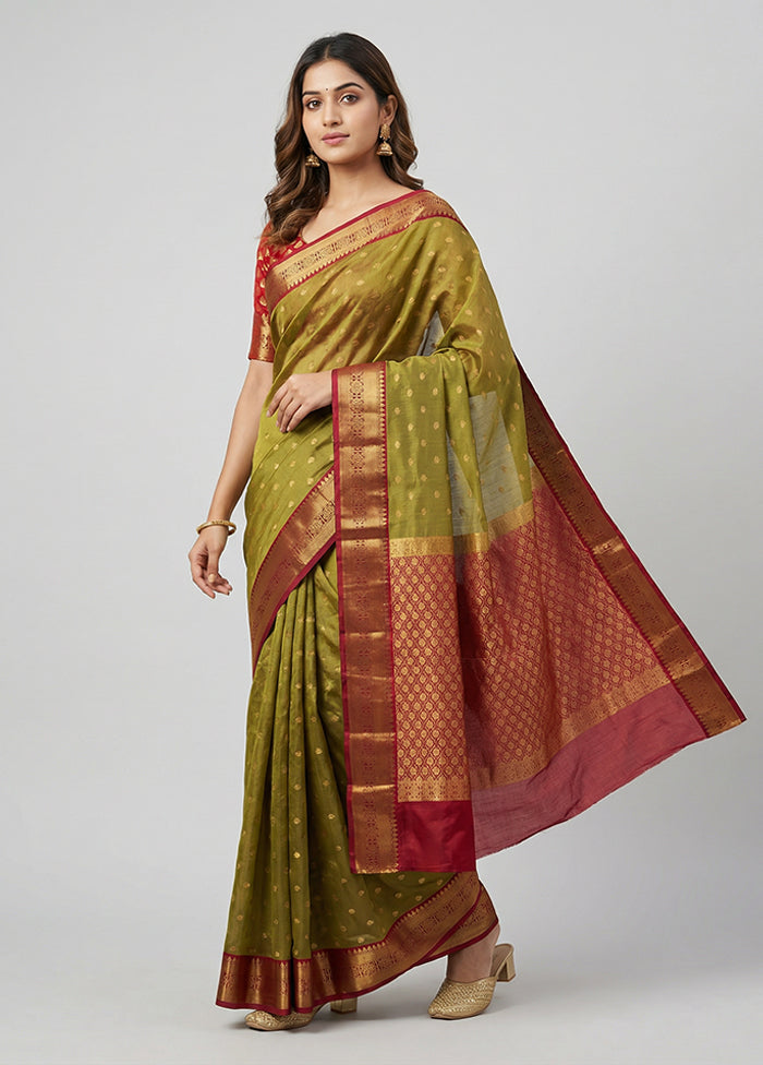 Green Handloom Kanjivaram Pure Silk Saree With Blouse Piece