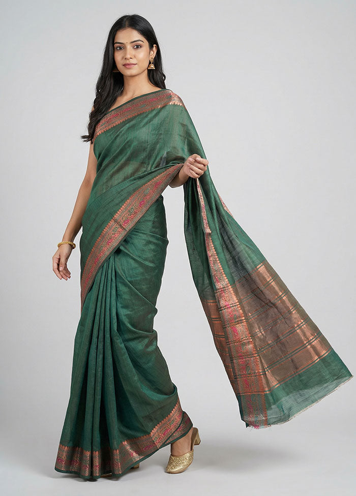 Green Dupion Silk Saree With Blouse Piece