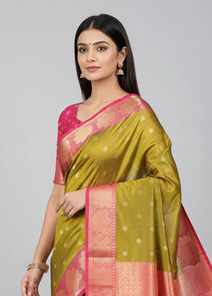 Green Dupion Silk Saree With Blouse Piece