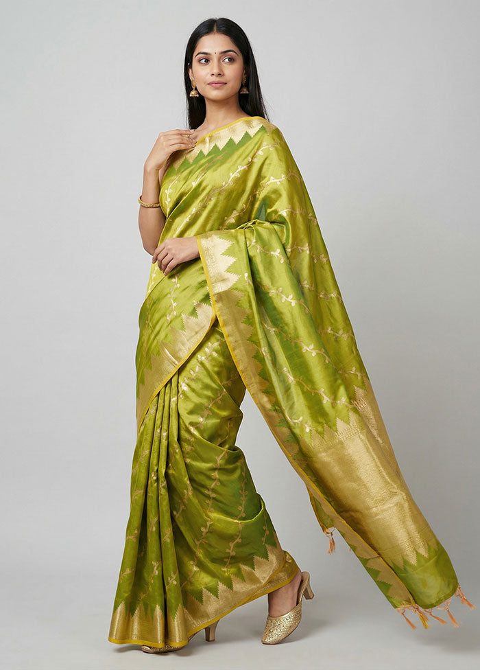 Green Dupion Silk Saree With Blouse Piece