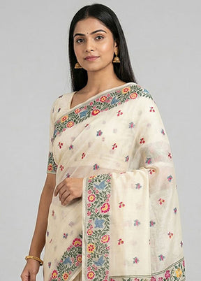 Cream Cotton Saree With Blouse Piece