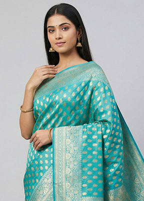 Green Dupion Silk Saree With Blouse Piece