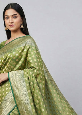 Green Dupion Silk Saree With Blouse Piece