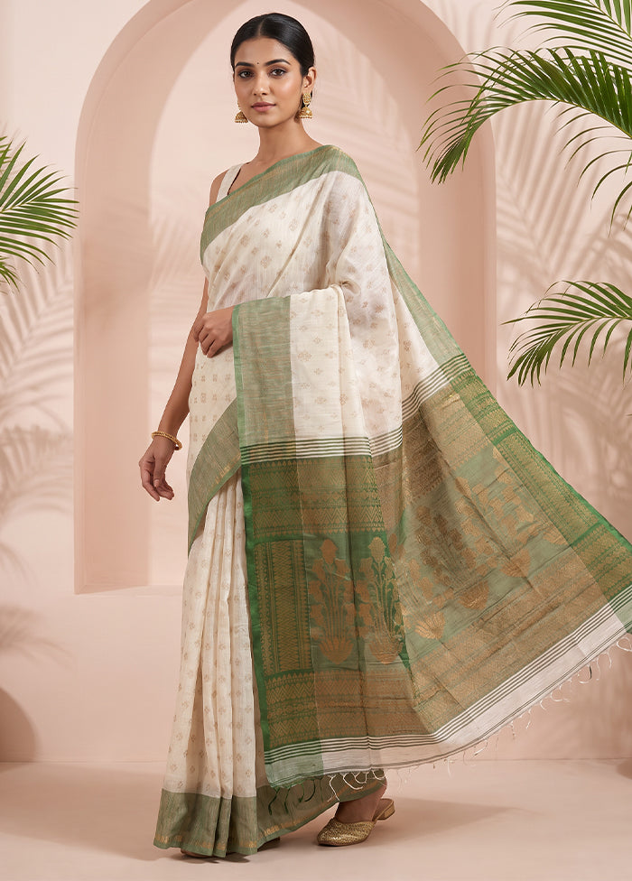 White Matka Silk Saree With Blouse Piece