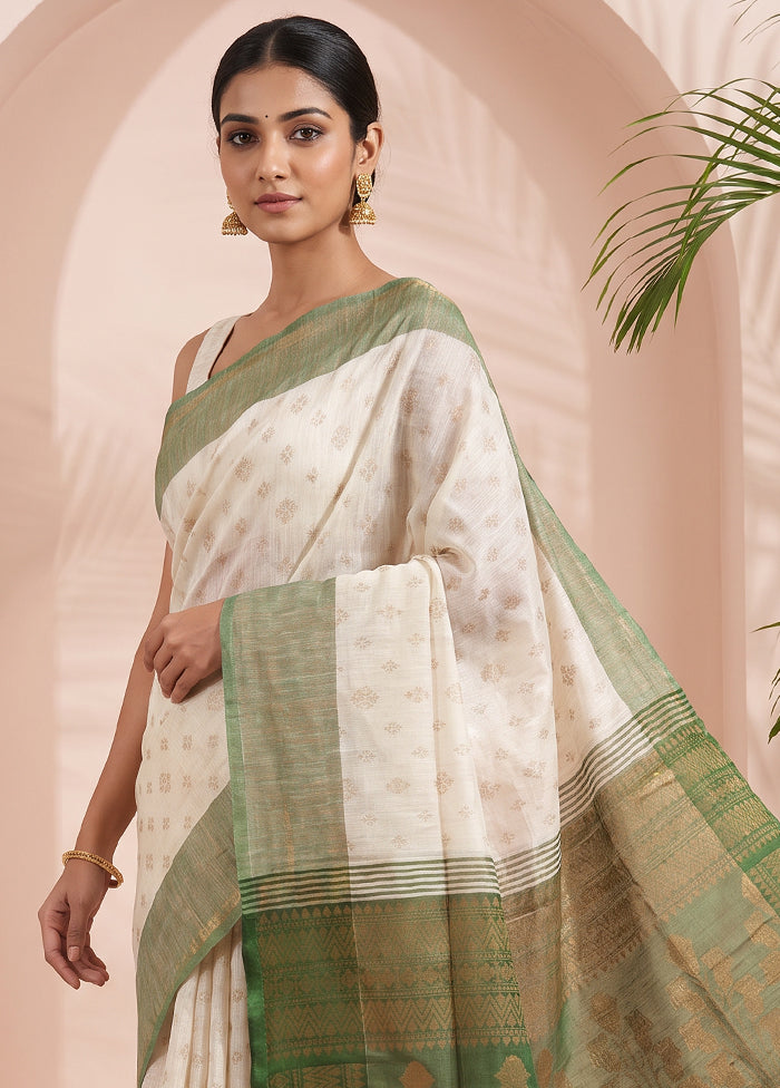 White Matka Silk Saree With Blouse Piece