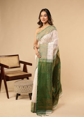 Cream Matka Silk Saree With Blouse Piece