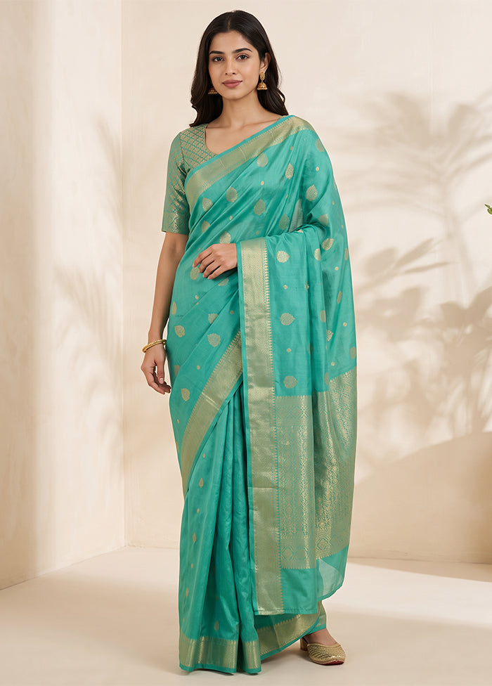 Green Handloom Kanjivaram Pure Silk Saree With Blouse Piece